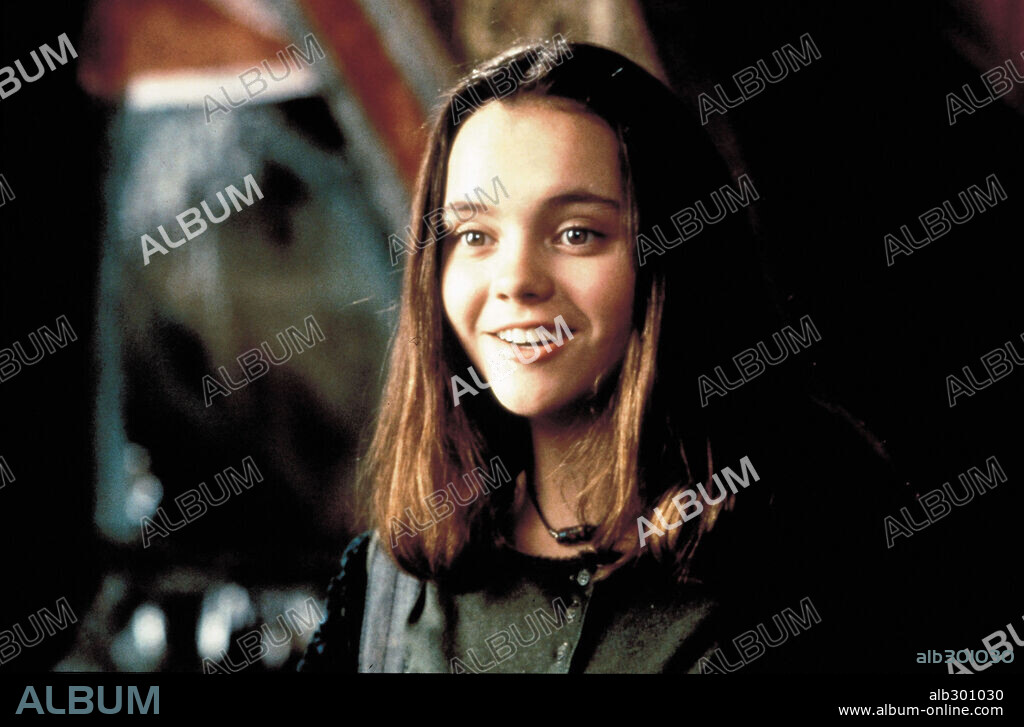 CHRISTINA RICCI in THE ICE STORM, 1997, directed by ANG LEE. Copyright GOOD MACHINE.