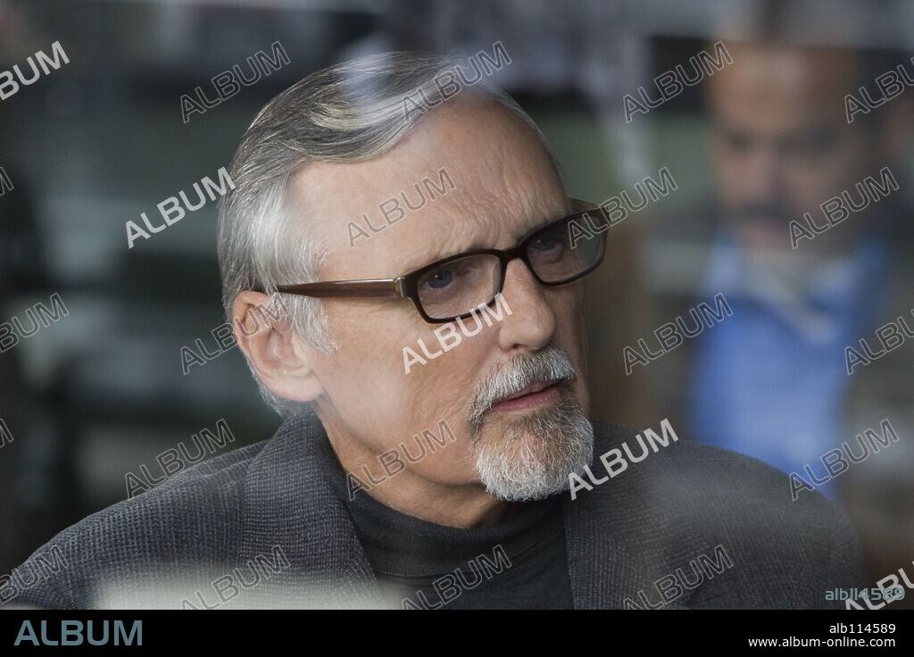 DENNIS HOPPER in ELEGY, 2008, directed by ISABEL COIXET. Copyright LAKESHORE ENTERTAINMENT.