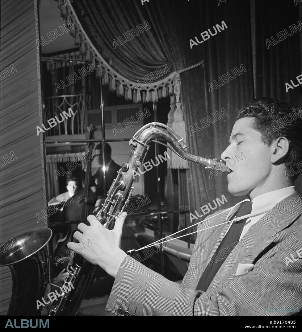 WILLIAM PAUL GOTTLIEB. Portrait of Allen Eager and Curley Russell, Club 18, New York, N.Y., ca. Nov. 1947.