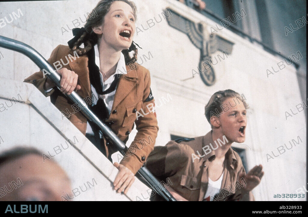 JULIE DELPY in EUROPA EUROPE, 1990 (EUROPA EUROPA), directed by AGNIESZKA HOLLAND. Copyright LES FILMS DU LOSANGE/FILMKUNST.