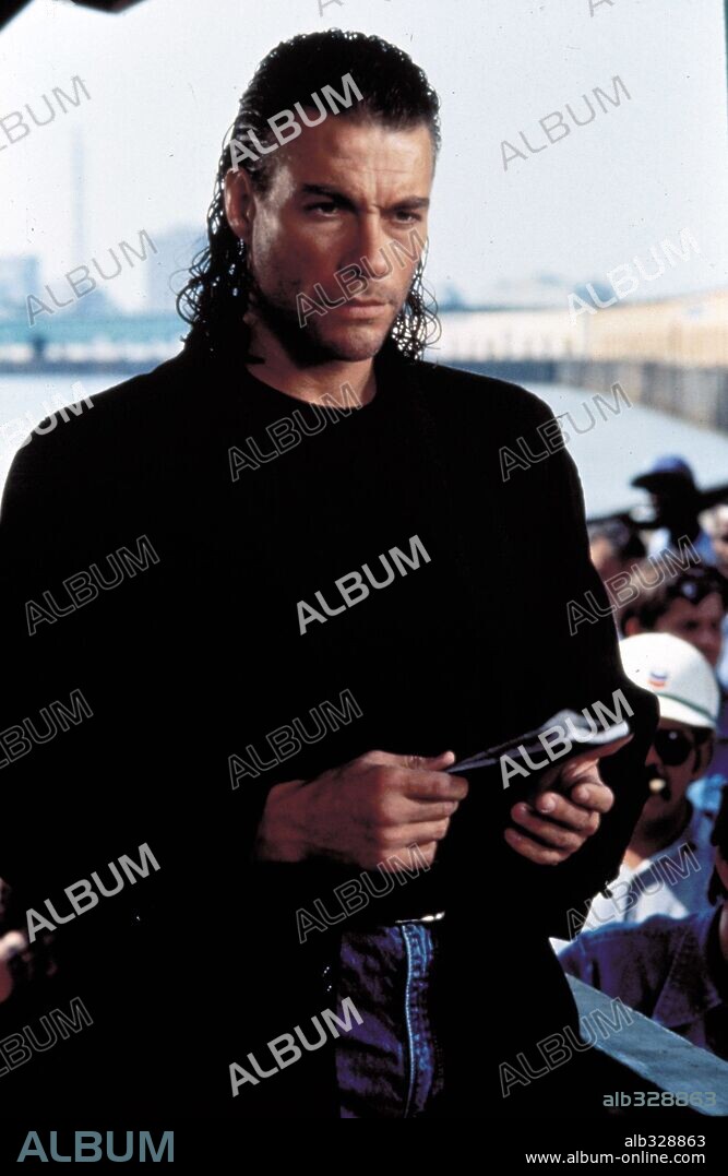 JEAN-CLAUDE VAN DAMME in HARD TARGET, 1993, unter der Regie von JOHN WOO. Copyright UNIVERSAL PICTURES.