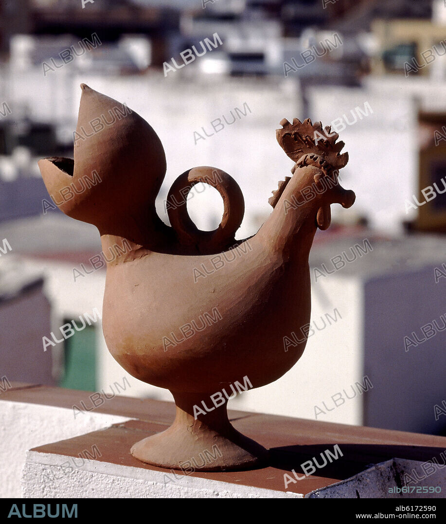 PIPO O BOTIJO DE GALLO - CERAMICA PARA AGUA SIN VIDRIAR.