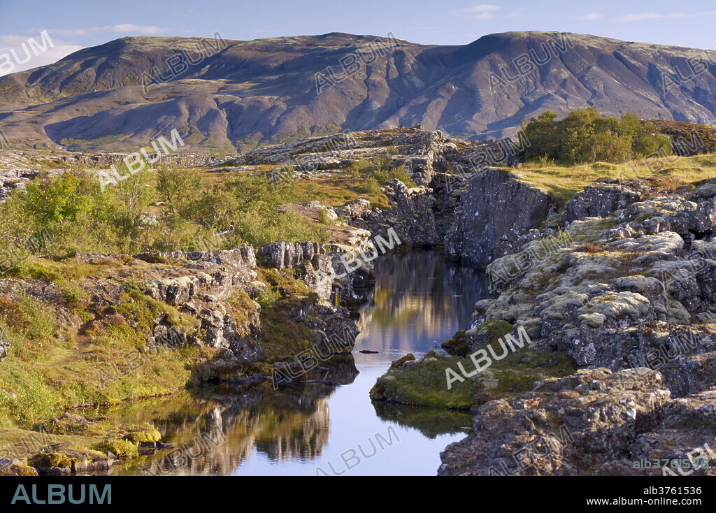 Flosagja (Flosi's Gorge), gorge filled with water in the lava fields between the European and American tectonic plates, Thingvellir National Park, UNESCO World Heritage Site, south-west Iceland (Sudurland), Iceland, Polar Regions.