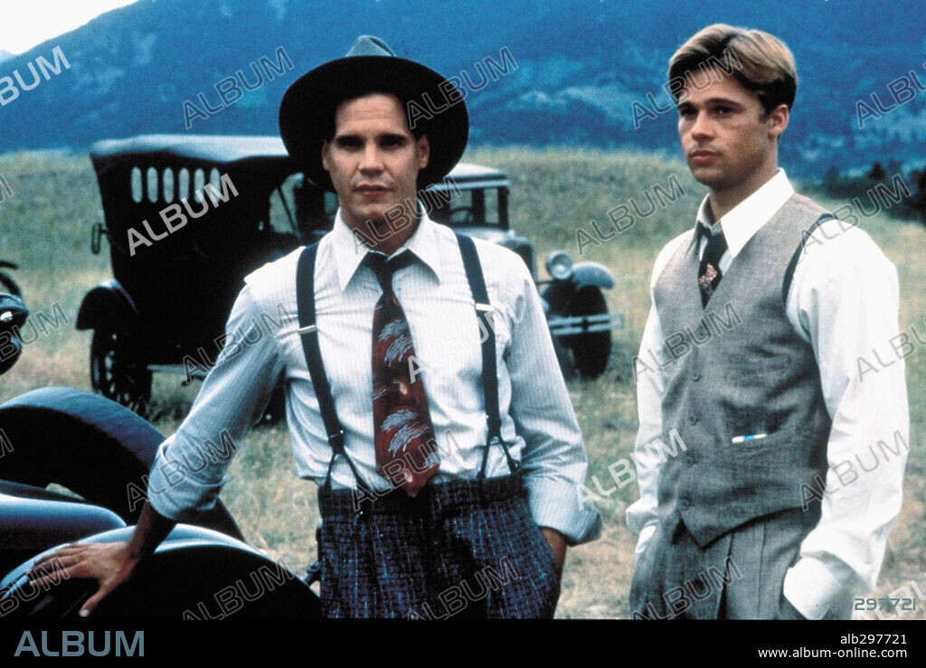 BRAD PITT and CRAIG SHEFFER in A RIVER RUNS THROUGH IT, 1992, directed by ROBERT REDFORD. Copyright COLUMBIA PICTURES.
