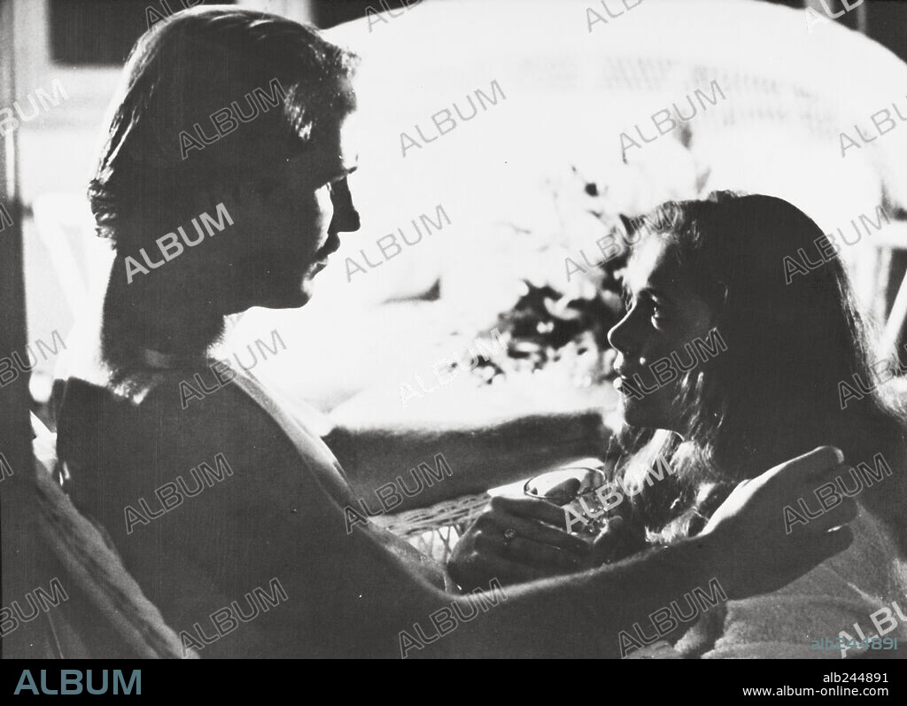 KATHLEEN TURNER y WILLIAM HURT en FUEGO EN EL CUERPO, 1981 (BODY HEAT), dirigida por LAWRENCE KASDAN. Copyright LADD COMPANY/WARNER BROS.
