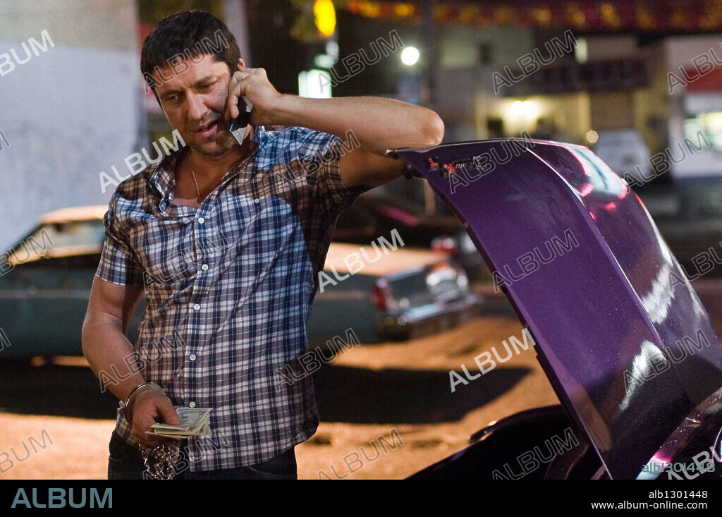 GERARD BUTLER y JENNIFER ANISTON en EXPOSADOS, 2010 (THE BOUNTY HUNTER), dirigida por ANDY TENNANT. Copyright ORIGINAL FILM.