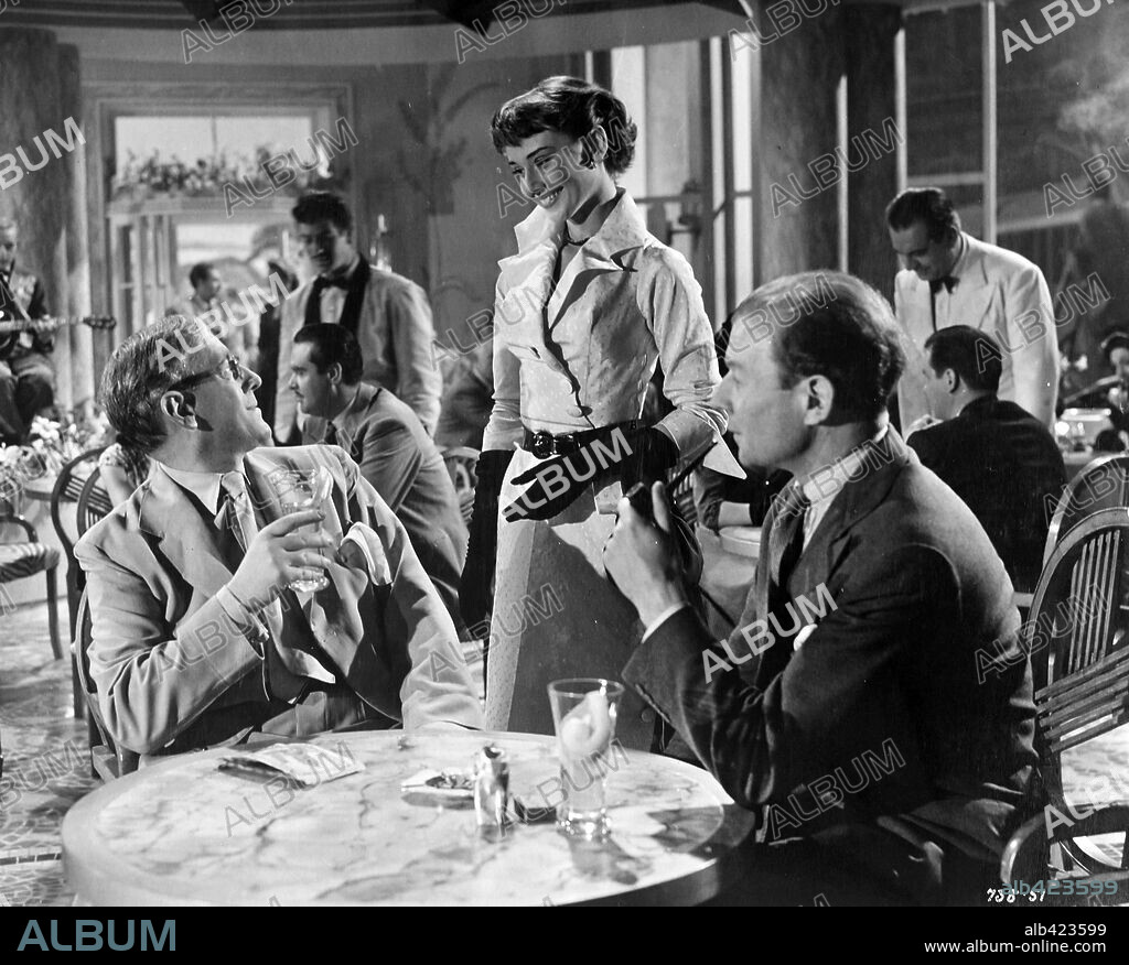 ALEC GUINNESS and AUDREY HEPBURN in THE LAVENDER HILL MOB, 1951, directed by CHARLES CRICHTON. Copyright EALING STUDIOS.