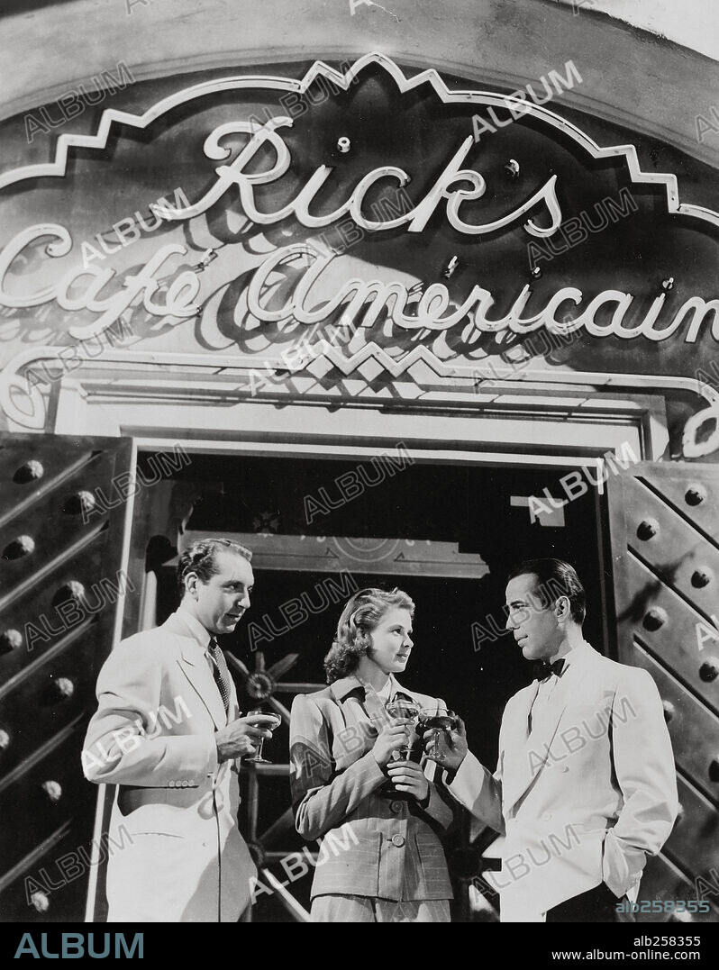 HUMPHREY BOGART, INGRID BERGMAN und PAUL HENREID in CASABLANCA, 1942, unter der Regie von MICHAEL CURTIZ. Copyright WARNER BROTHERS.