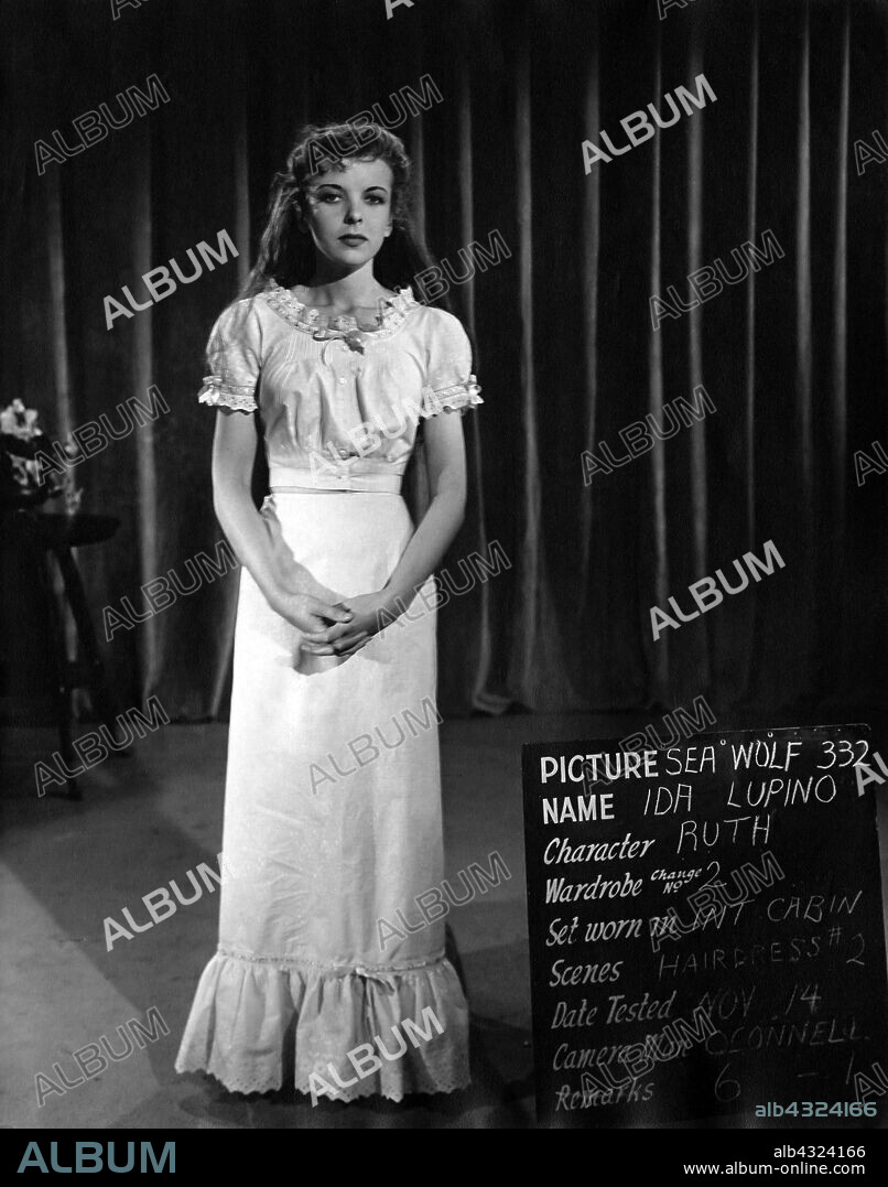 IDA LUPINO en EL LOBO DE MAR, 1941 (THE SEA WOLF), dirigida por MICHAEL CURTIZ. Copyright WARNER BROTHERS.