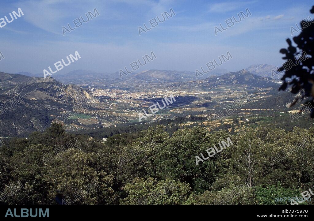 PANORAMICA VALLE ALCOY DESDE ENCINAR FUENTE ROJA.