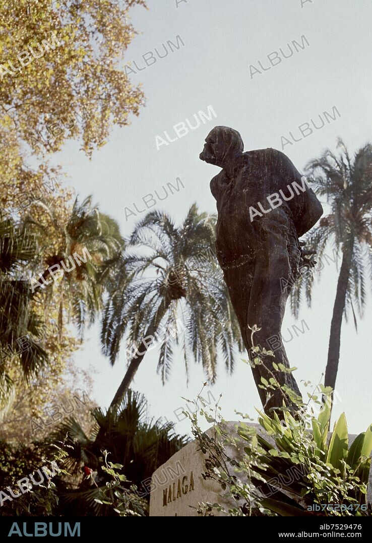 MONUMENTO A CANOVAS.