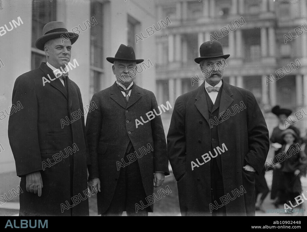 BAIN NEWS SERVICE. Senators Kenyon, Works, and Cummings [i.e., Cummins], 1913. Shows United States senators William Squire Kenyon, John Downey Works, and Albert Baird Cummins.