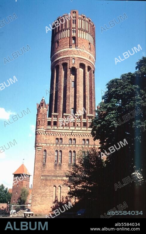 Lüneburg (Niedersachsen), Wasserturm (Ende 19. Jahrhundert). Gesamtansicht. Foto, 1991.