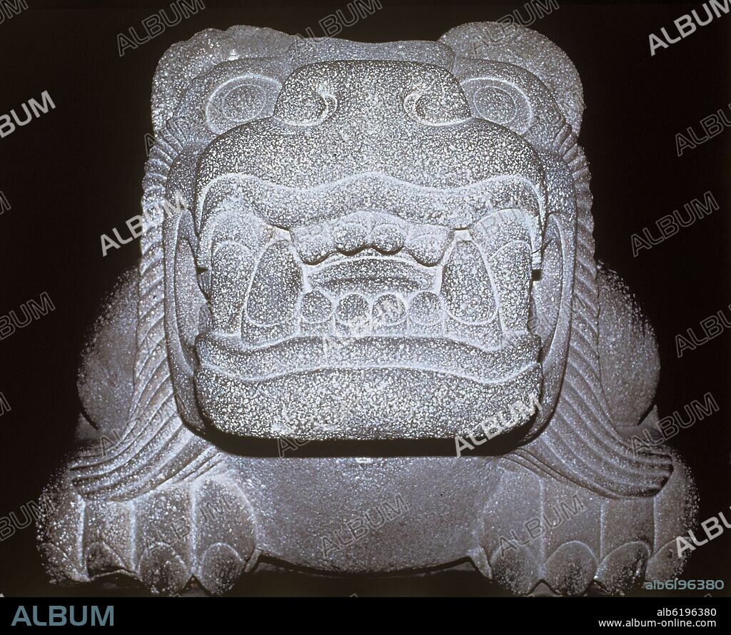 OCELOCUAUHXICALLI-RECIPIENTE EN FORMA DE JAGUAR-PIEDRA-ARTE MEXICA.