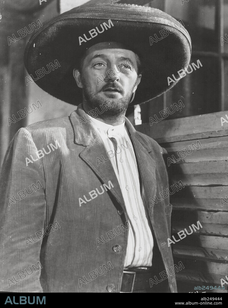 ROBERT MITCHUM en MÁS ALLÁ DE RÍO GRANDE, 1959 (THE WONDERFUL COUNTRY), dirigida por ROBERT PARRISH. Copyright UNITED ARTISTS.
