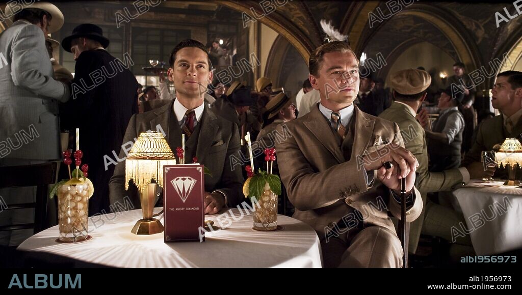 di caprio and TOBEY MAGUIRE. Leonardo DiCaprio and TOBEY MAGUIRE in THE GREAT GATSBY, 2012, directed by BAZ LUHRMANN. Copyright BAZMARK FILMS.