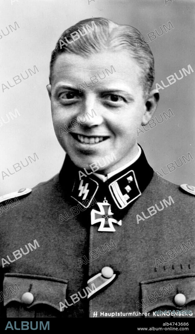 Portrait de Fritz KLINGENBERG (1912-1945). Capitaine membre de la Waffen SS, il commande la 7eme SS-Panzergrenadier-Division 'Gotz von Berlichingen' jusqu'en 1945. Photographie anonyme de 1944 en Allemagne. Credit : Jewish Memories / Kharbine-Tapabor.