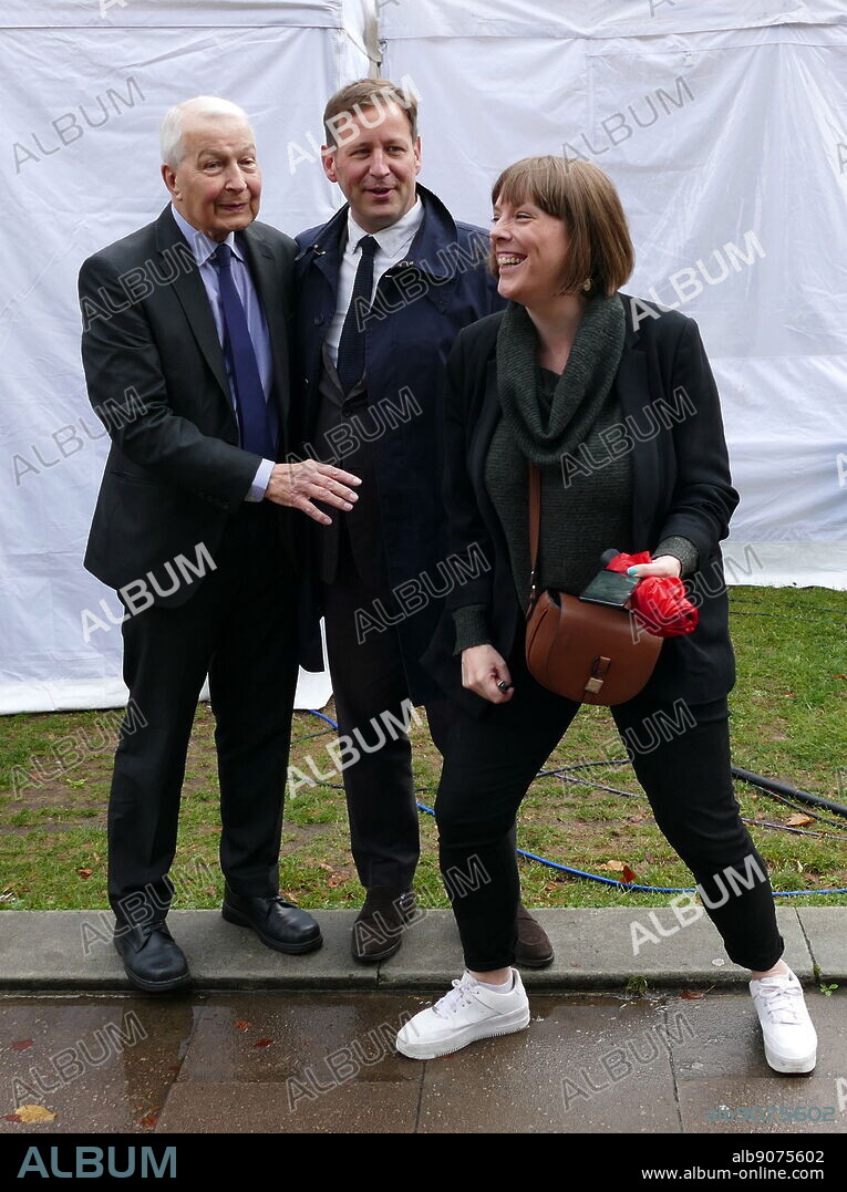 Frank Field, Chris Leslie and Jess Phillips arrive for media interviews after returning to parliament after the prorogation was annulled by the Supreme Court. 25th September 2019. Jess Phillips (born 1981), British Labour Party politician, Member of Parliament since 2015. Frank Field (born 1942), British politician who has been the Member of Parliament (MP) for Birkenhead since 1979, serving as a Labour Party MP until August 2018 and thereafter as an Independent. Chris Leslie (born 1972) British politician and Member of Parliament (MP) for Nottingham East since 2010. minister in the Department for Constitutional Affairs from 2001 to 2005. In February 2019, Leslie left Labour alongside six other MPs in protest at the leadership of Jeremy Corbyn to form The Independent Group, now The Independent Group for Change. He became the group's deputy leader.