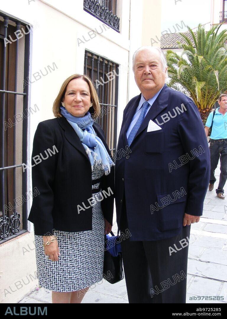 6 septiembre 2013. El presidente de honor de Vocento, Santiago de Ybarra, con su Esposa, Mercedes baptista Mario niebla del Toro.