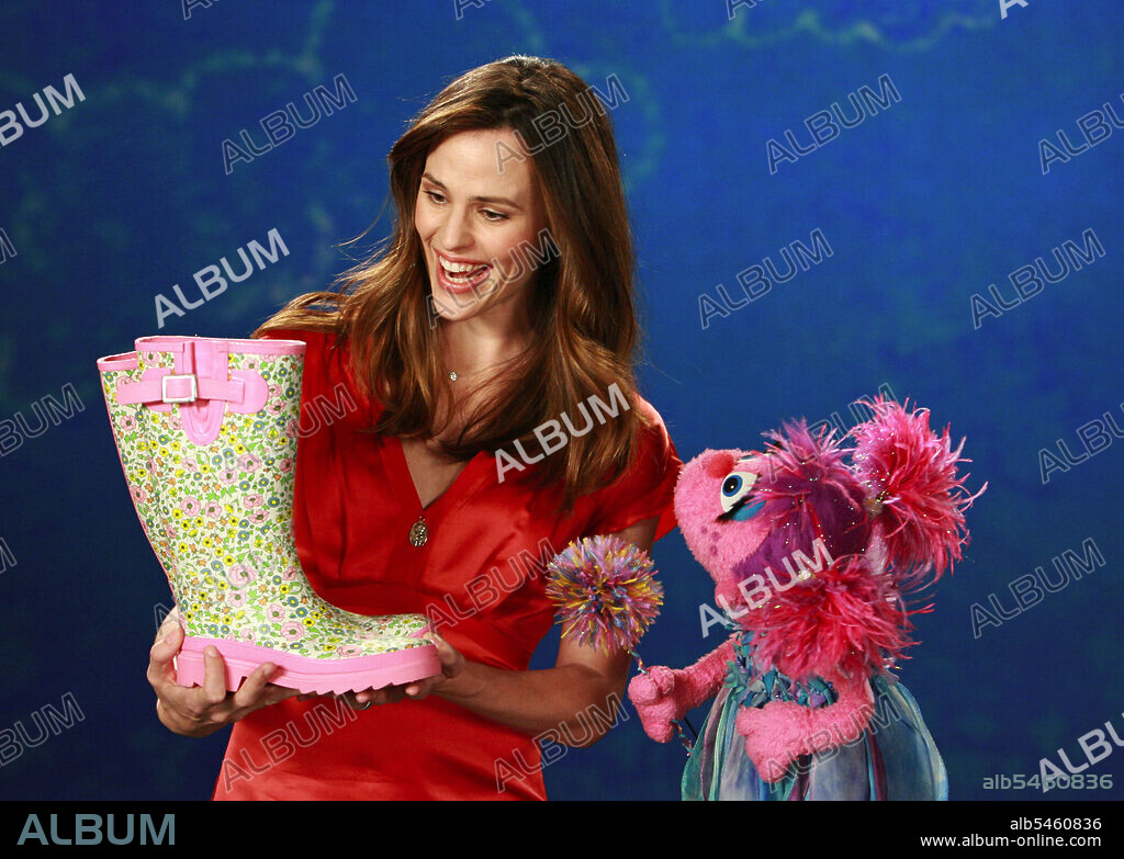 JENNIFER GARNER in SESAME STREET, 1969, directed by JIM HENSON and JON STONE. Copyright Children's Television Workshop. 41nd season.