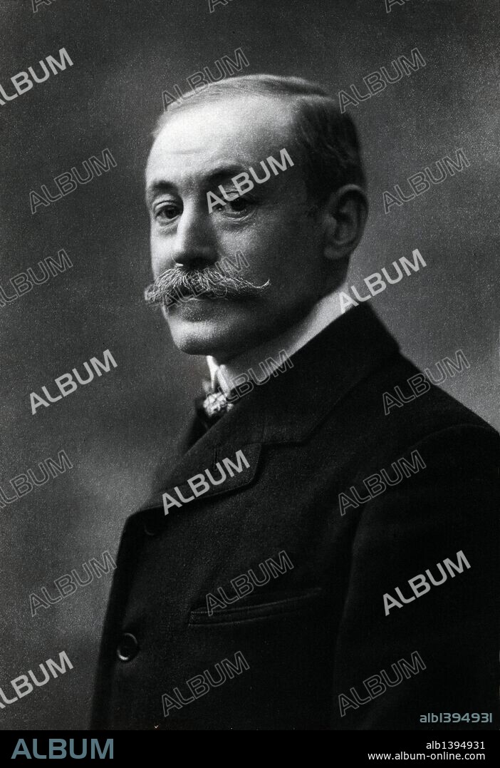 Moreno Carbonero, José (Málaga, 1860-Madrid, 1942). Pintor español, en 1868 ingresó en la Escuela de Bellas Artes de Málaga, donde estudió con Ferrándiz. Fue académico de la Real Academia de San Fernando de Madrid.