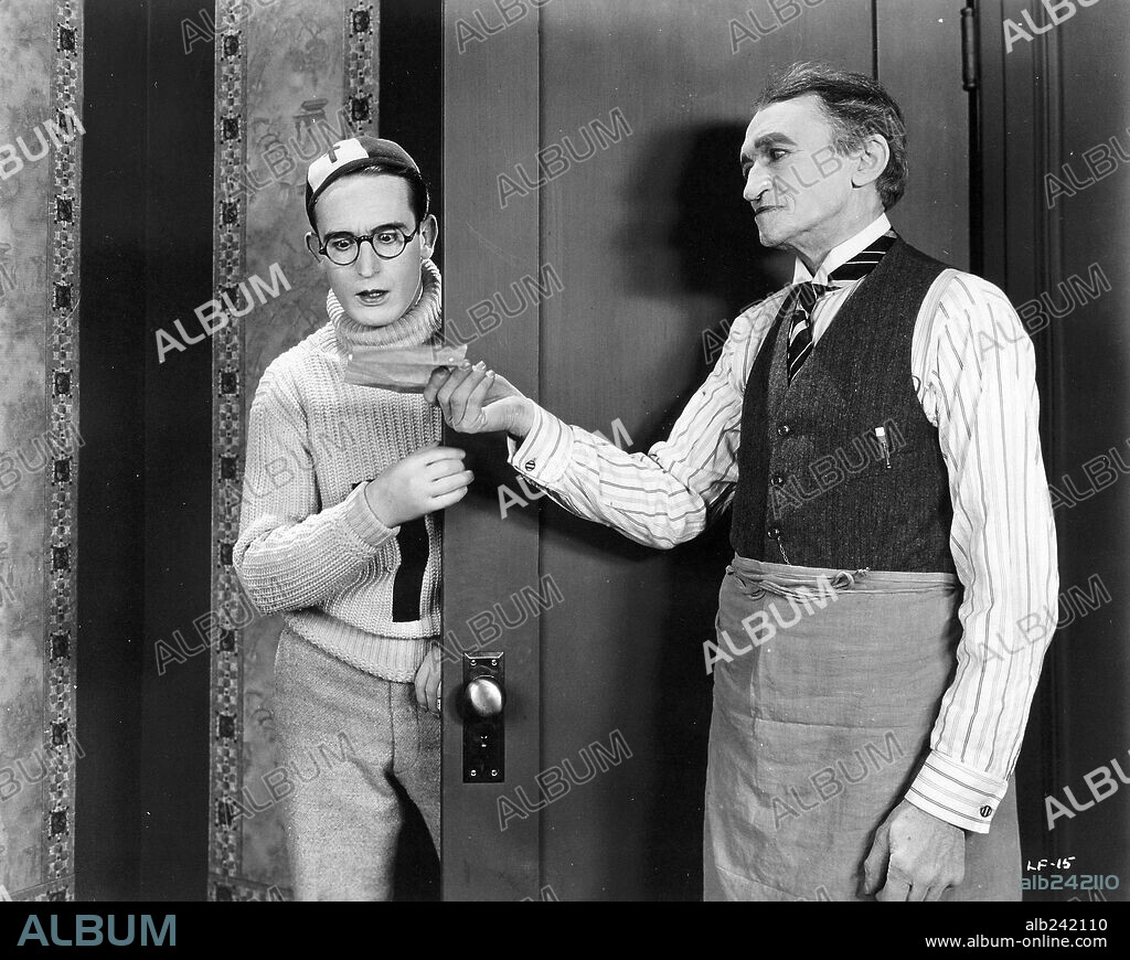 HAROLD LLOYD in THE FRESHMAN, 1925, directed by FRED NEWMEYER. Copyright PATHE.