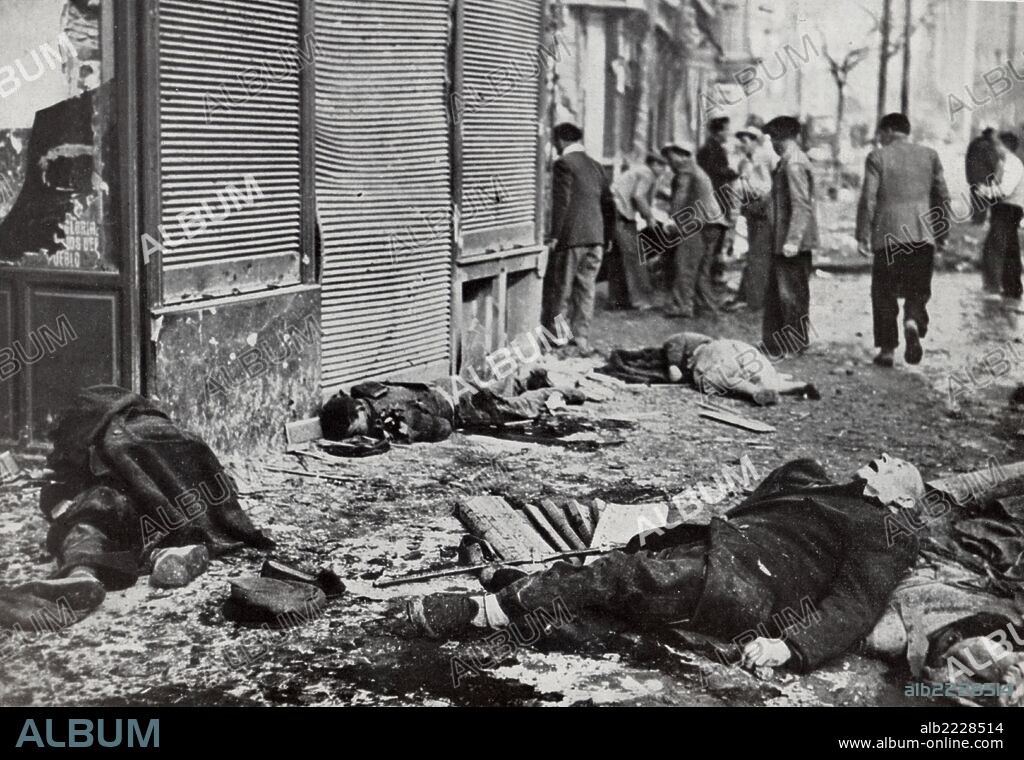 Guerra civil española (1936-1939). Víctimas en Madrid instantes después de un bomardeo aéreo, el 6 de febrero de 1937.