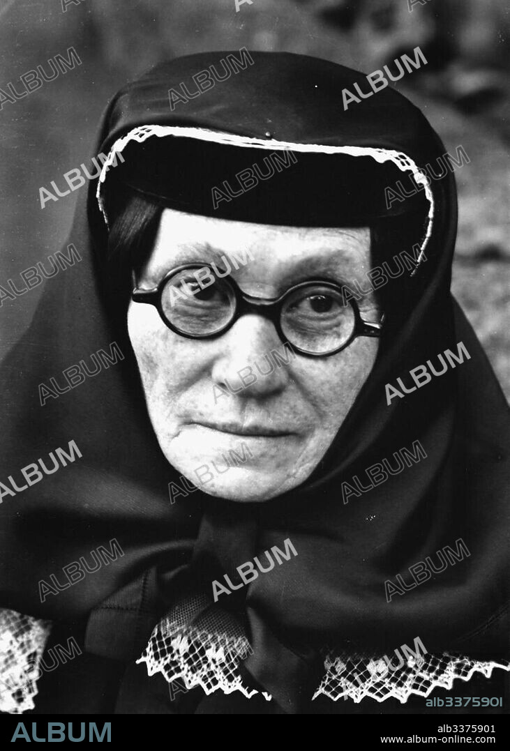 ANONYMOUS. Ketevan Geladze (Ekaterina Geladze), the mother of Joseph Stalin.