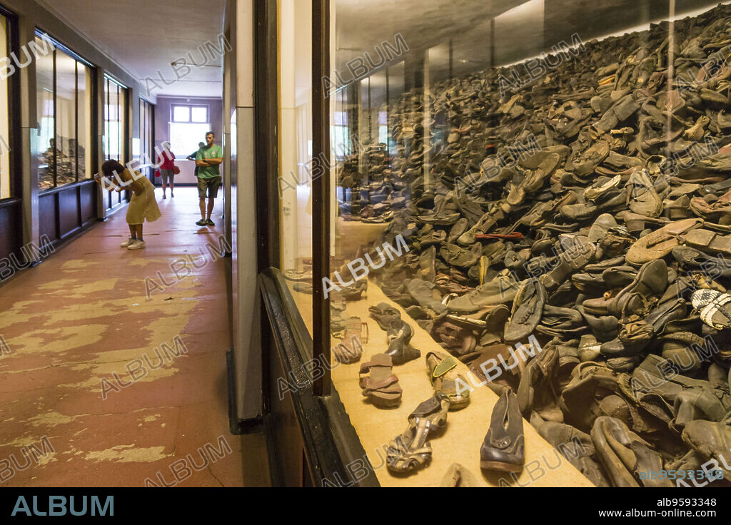 calzado confiscado a los deportados, . campo de concentracion de Auschwitz I, museo estatal, Oswiecim, Polonia, eastern europe.
