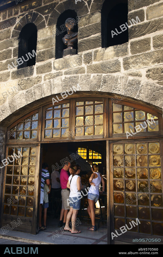 Fabricacion de vidrio artesanal Guardiola (Gordiola). Algaida.Es Pla.Mallorca.Illes Balears.España.