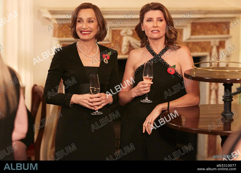 KRISTIN SCOTT THOMAS and SHARON HORGAN in MILITARY WIVES, 2019, directed by PETER CATTANEO. Copyright 42 / Ingenious Media.