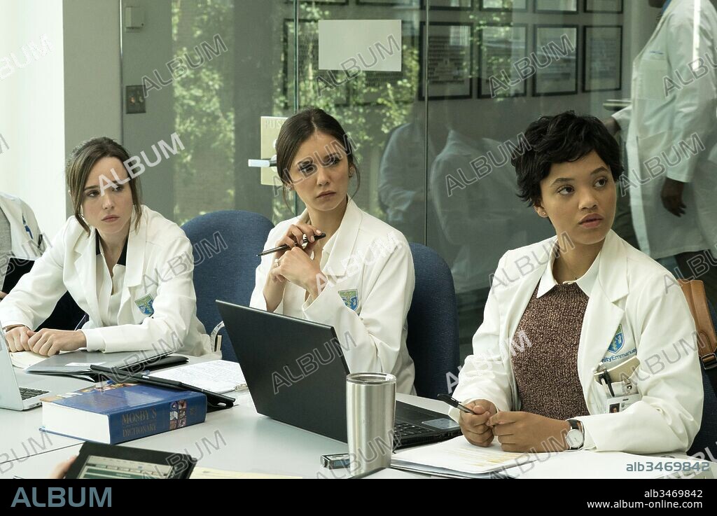 ELLIOT PAGE, KIERSEY CLEMONS and NINA DOBREV in FLATLINERS, 2017, directed by NIELS ARDEN OPLEV. Copyright Cross Creek Pictures / Columbia Pictures / Furthur Films / S.