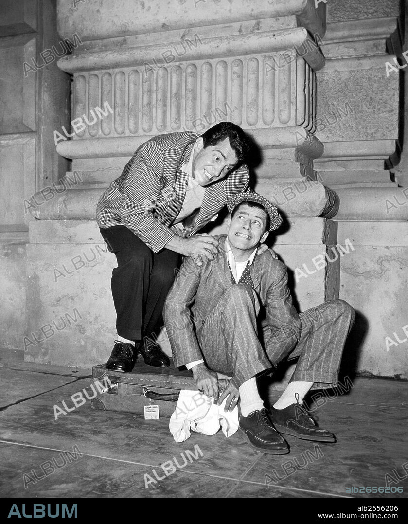 DEAN MARTIN and JERRY LEWIS in MONEY FROM HOME, 1953, directed by GEORGE MARSHALL. Copyright PARAMOUNT PICTURES.
