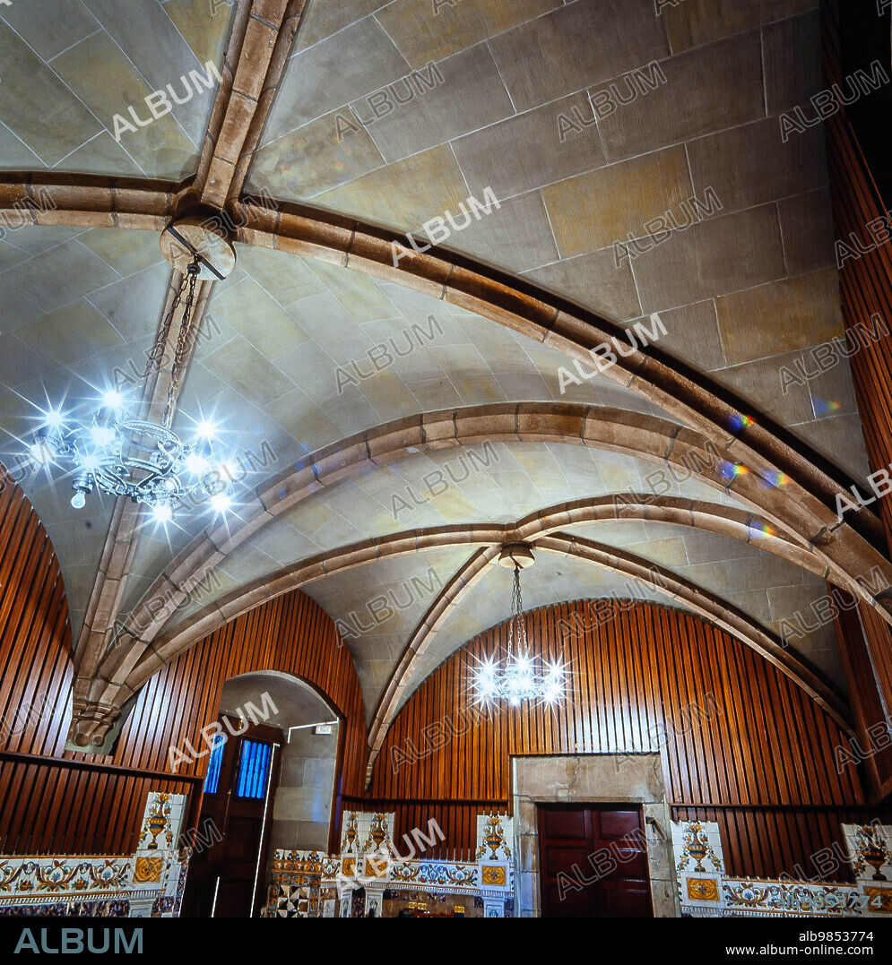 Hospital de la Santa Creu de Barcelona, Bóveda de crucería, siglo XV.