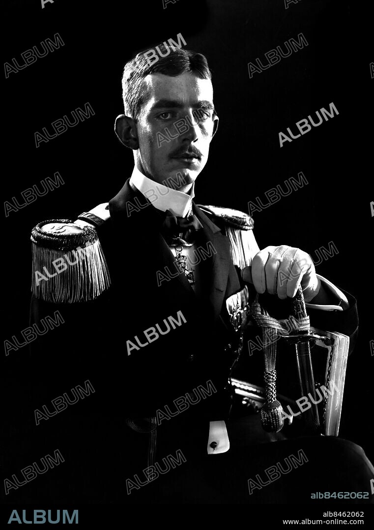 Arkiv 1905. Prins Wilhelm (1884-1951), son till Gustaf V, som nyutnämnd fänrik.. Prince Wilhelm, son of Gustaf V, as second lieutenant.. Scanpix Historical/1900. Scanpix Sweden.