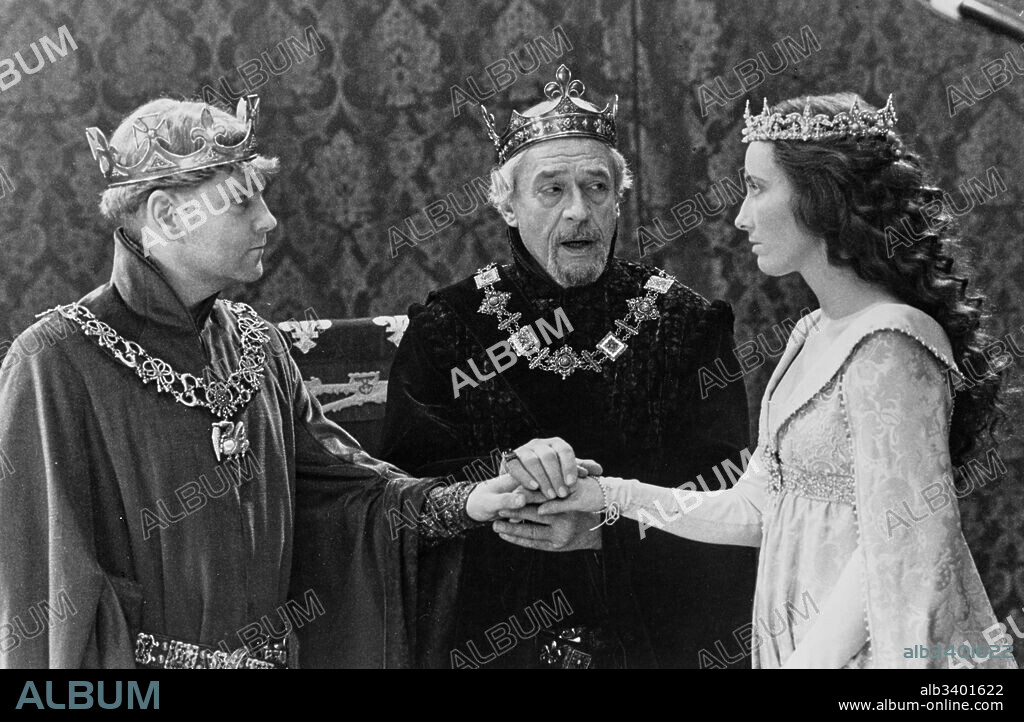 EMMA THOMPSON, KENNETH BRANAGH et PAUL SCOFIELD dans HENRY V, 1989, réalisé par KENNETH BRANAGH. Copyright RENAISSANCE FILMS/BBC/CURZON FILMS.