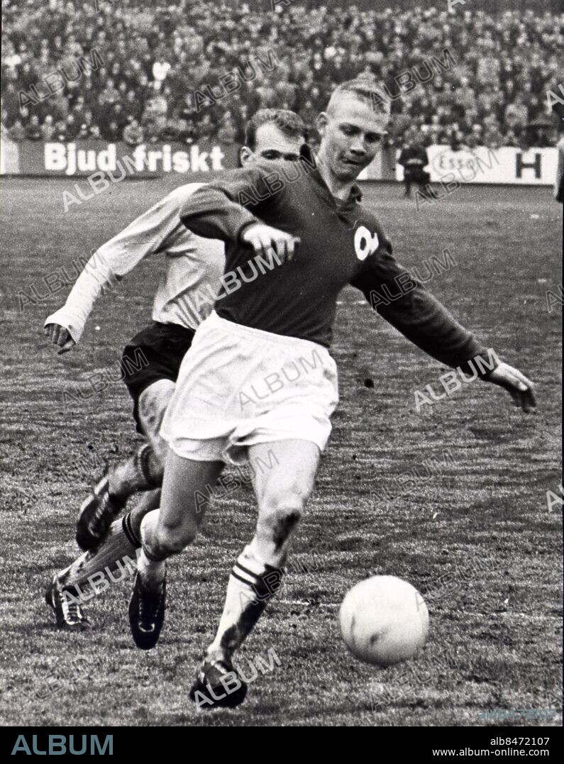 Degerfors spelaren Håkan Höglander vid en match mot Elfsborg 1963. Kod 190 Foto Ronny Karlsson . COPYRIGHT SCANPIX SWEDEN.