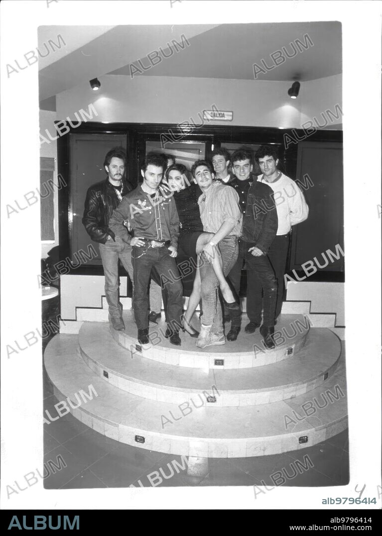 14 diciembre 1987. Gabinete Caligari con Juan Luis Cano, Guillermo Fesser, Violeta Cela y Polí Díaz.