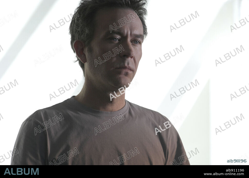 TIMOTHY HUTTON in THE KOVAK BOX, 2006 (LA CAJA KOVAK), directed by DANIEL MONZON. Copyright CASTELAO PRODUCCIONES, S.A./FILMAX / NIETO, MATIAS.