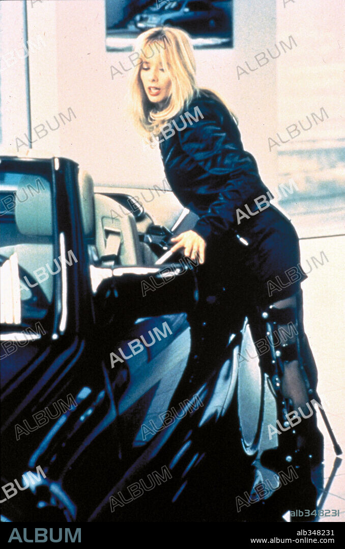 ROSANNA ARQUETTE en CRASH, 1996, dirigida por DAVID CRONENBERG. Copyright ALLIANCE COMMUNICATIONS.
