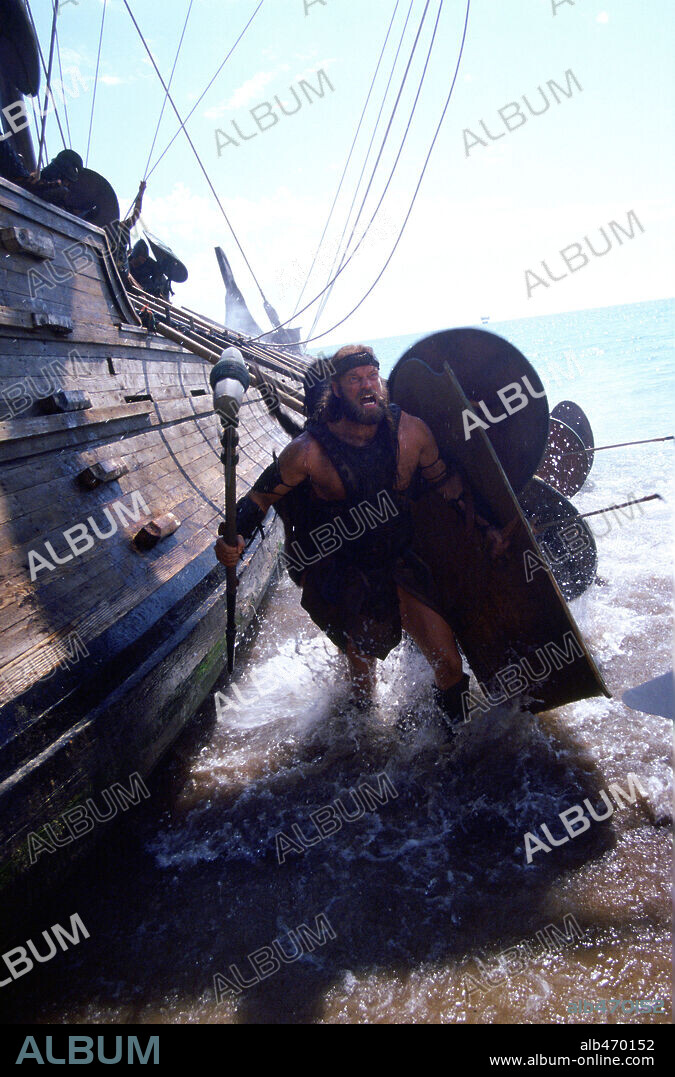 TYLER MANE in TROY, 2004, directed by WOLFGANG PETERSEN. Copyright WARNER BROS. / SMITH-HUTCHON, SIMON.