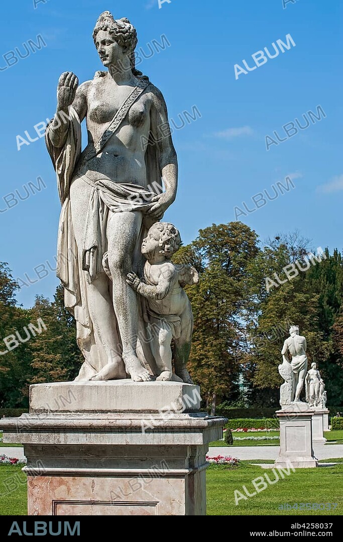 Venus, stone figure of Roman Anton Boos, Nymphenburg Palace, Munich, Upper Bavaria, Bavaria, Germany, Europe.