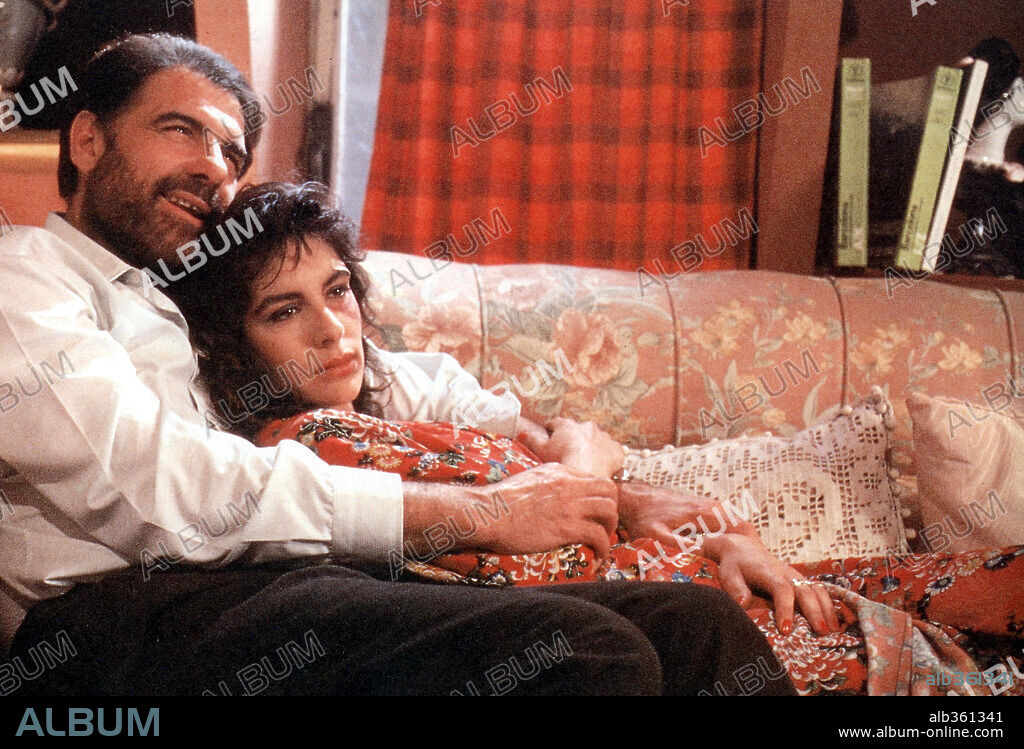 EULALIA RAMON and JUAN LUIS GALIARDO in LOS MARES DEL SUR, 1992, directed by MANUEL ESTEBAN.