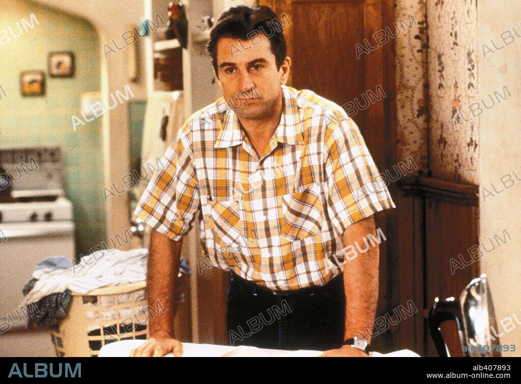 ROBERT DE NIRO in STANLEY & IRIS, 1990, directed by MARTIN RITT. Copyright M.G.M / SEIDA, TAKASHI.