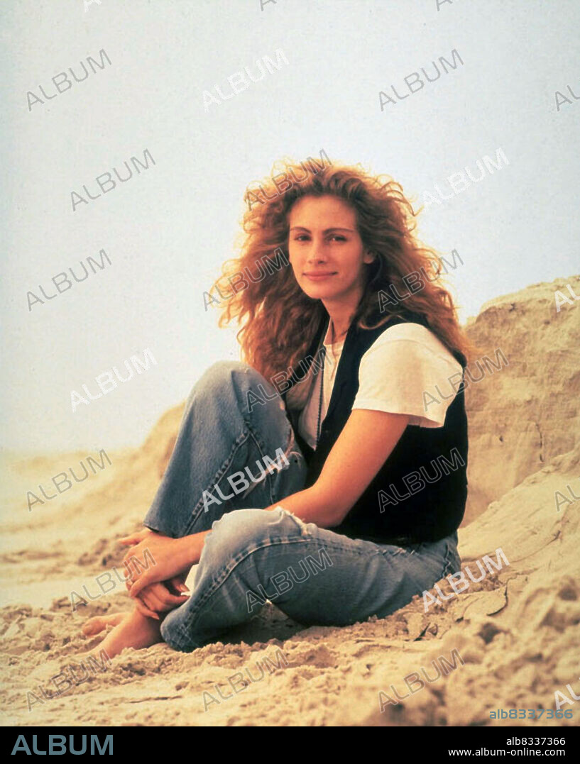 JULIA ROBERTS in SLEEPING WITH THE ENEMY, 1991, directed by JOSEPH RUBEN. Copyright 20TH CENTURY FOX.