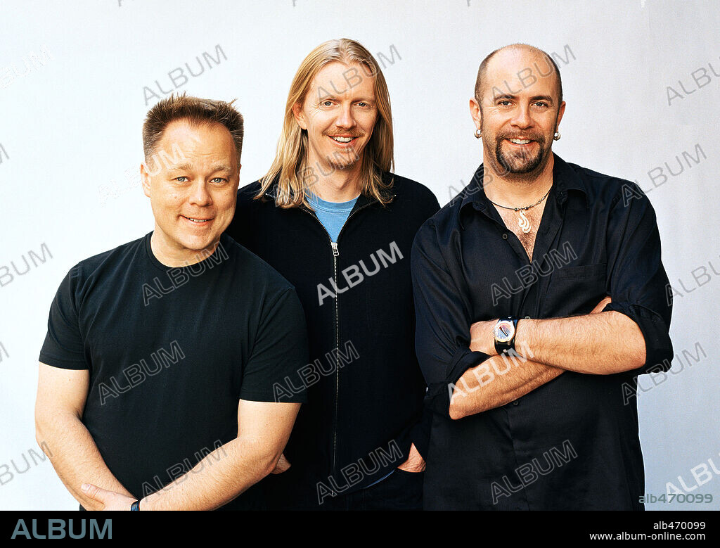 ANDREW ADAMSON, CONRAD VERNON and KELLY ASBURY in SHREK 2, 2004, directed by ANDREW ADAMSON, CONRAD VERNON and KELLY ASBURY. Copyright DREAMWORKS PICTURES / KNUDSEN, HENRIK.