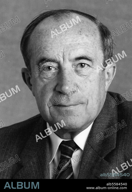 Dollinger, Werner Politiker (CSU), 1962-66 Bundesschatz-Min., 1966-69 Bundespost-Min., 1982. Bundes-Min. für Verkehr geb. 10.10.1918 Neustadt an der Aisch. Porträtaufnahme, 1982.