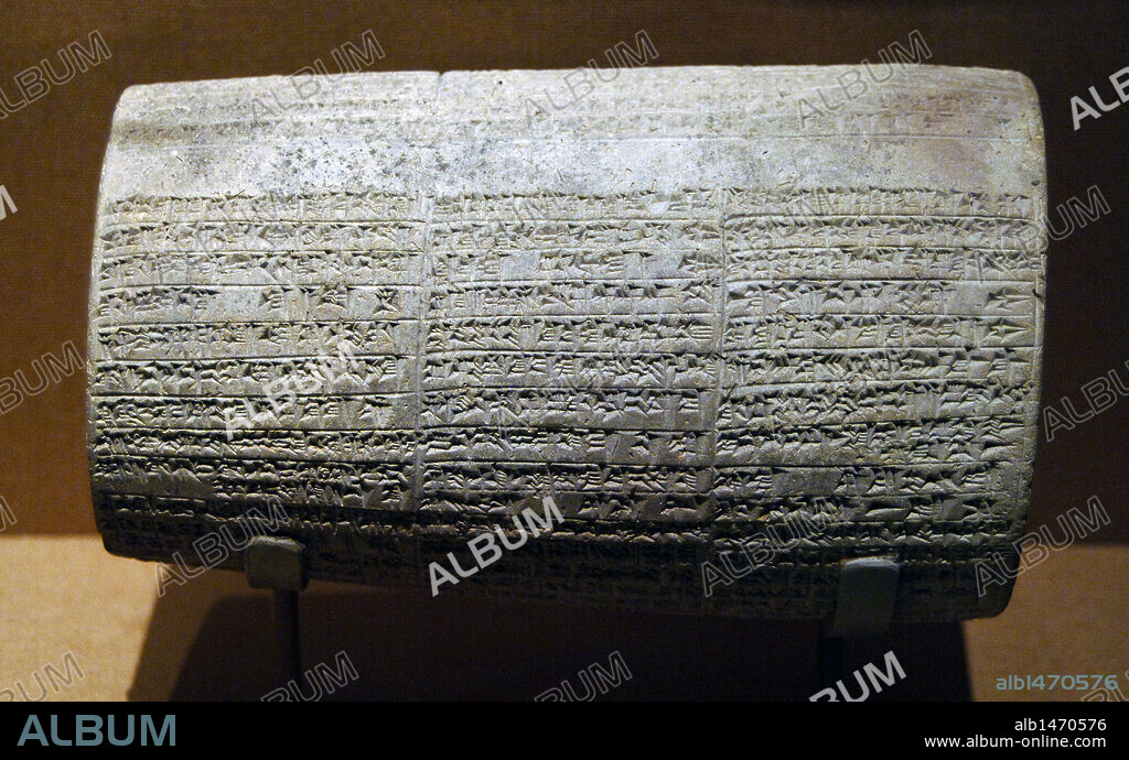 ARTE MESOPOTAMICO. NEOBABILONICO. CILINDRO con INSCRIPCION CUNEIFORME de NABUCODONOSOR II enumerando sus actividades constructoras. S. VI aC. Cerámica. Museo Metropolitano de Arte. Nueva York. Estados Unidos.