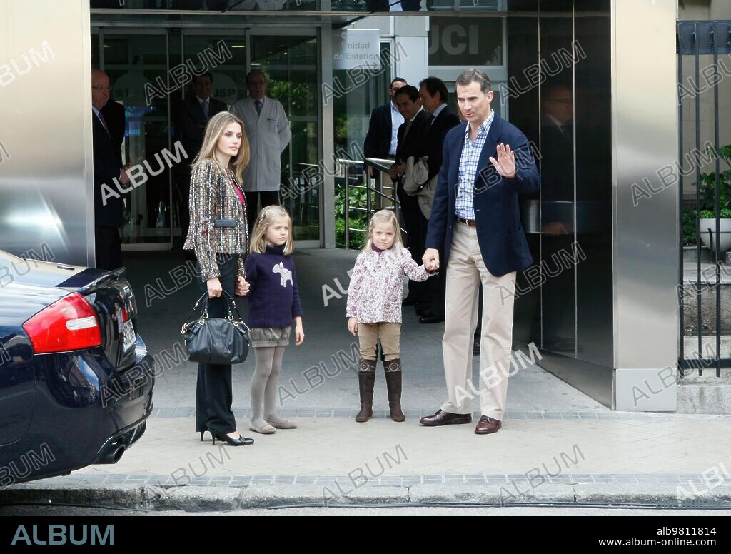 Prince Felipe, Princess Leticia and Infantas Leonor and Sofia visit His Majesty King Juan Carlos I, admitted to the San Jose hospital in Madrid for a broken hip. Madrid, 04-14-2012. Photo Jose Alfonso. ARCHDC Jose Alfonso.