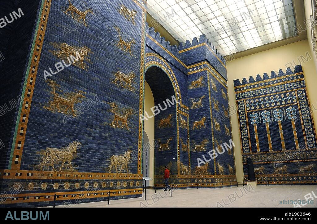 Mesopotamian art. Neo-Babylonian. Ishtar Gate, one of the eight gates of the inner wall of Babylon. Built in the year 575 B.C. during the reign of Nebuchadnezzar II (604-562 BC) using glazed blue brick with alternating rows of basrelief with dragons mushussu, also called sirrush, and aurochs. It was dedicated to the Babylonian goddess Ishtar. Rebuilt in 1930. Pergamon Museum. Berlin. Germany.